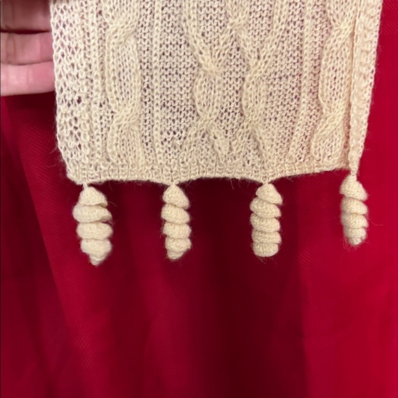Chic Cream Cable Knit Women's Scarf - Picture 3 of 8